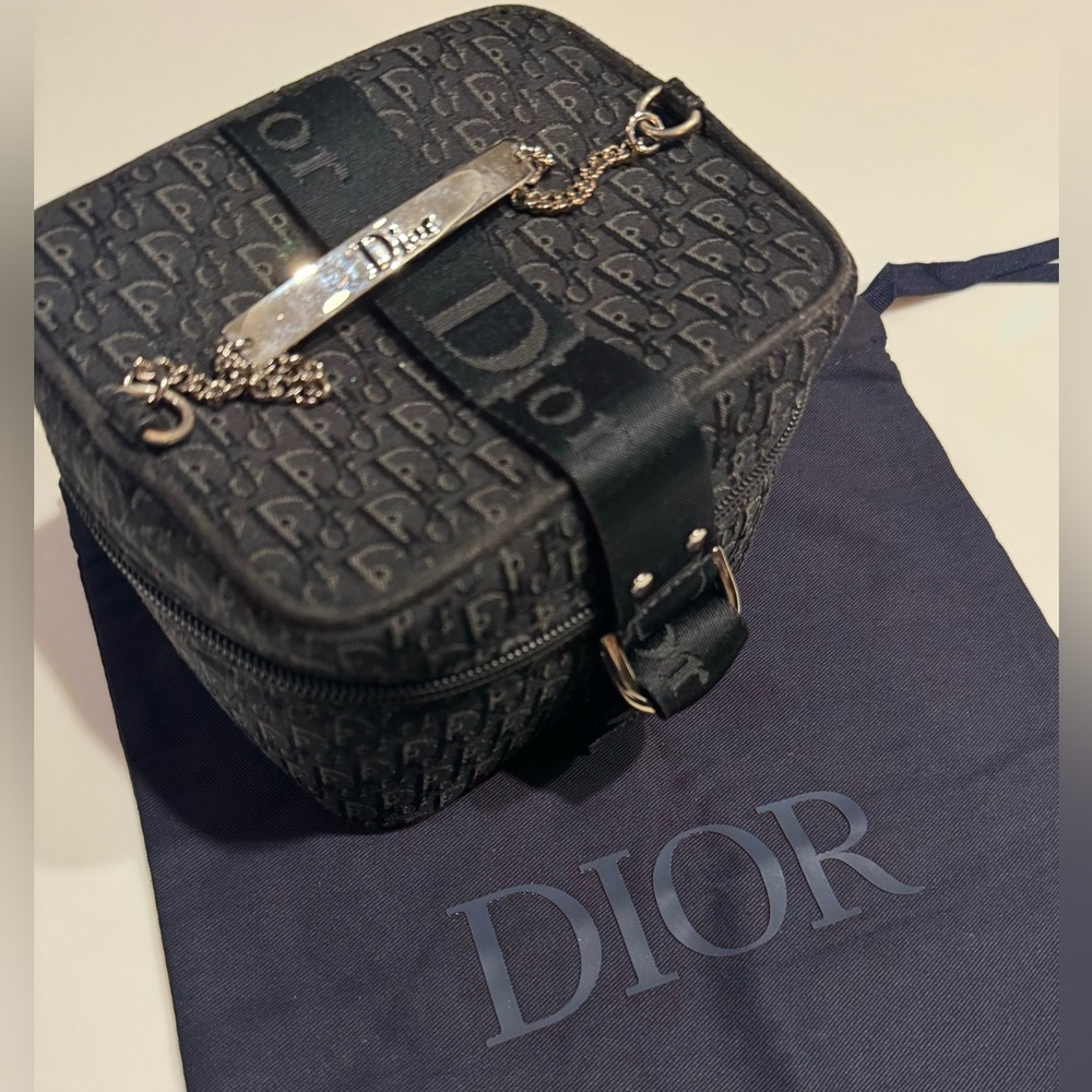 Dior vintage vanity bag - Picture 1 of 15